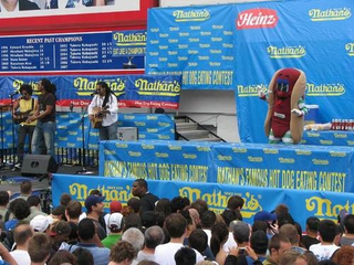 Illustration for article titled Deadspin Classic: Our Visit To The Hot Dog Eating Championships